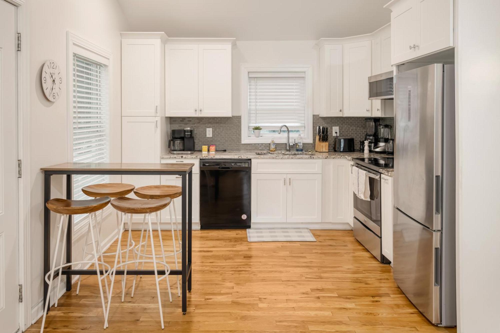 Charming 2Br Bungalow 4 Minutes To Duke University Дърам Екстериор снимка